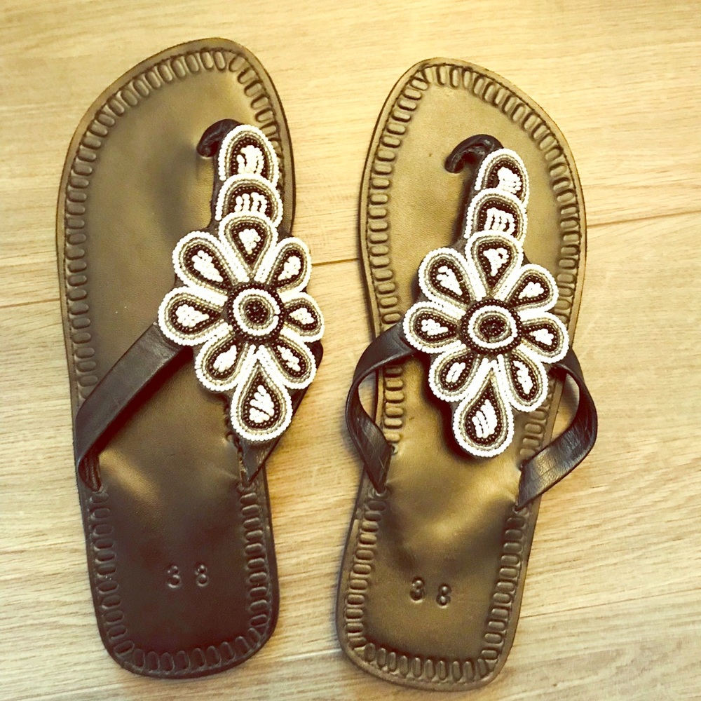 Ladies African Maasai Sandals - Picture 1 of 3
